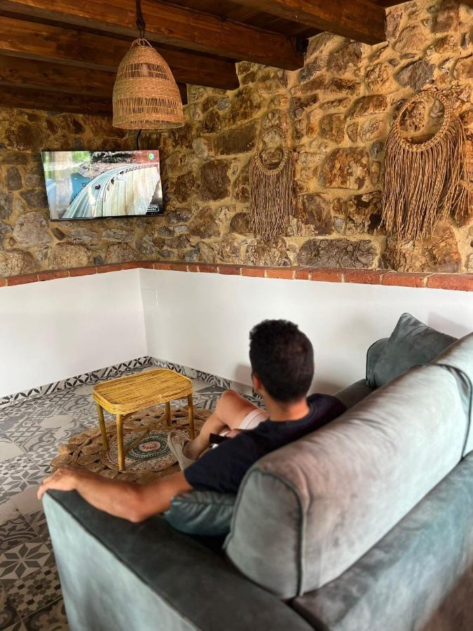 La Cabana De La Nina Beceña Exteriör bild
